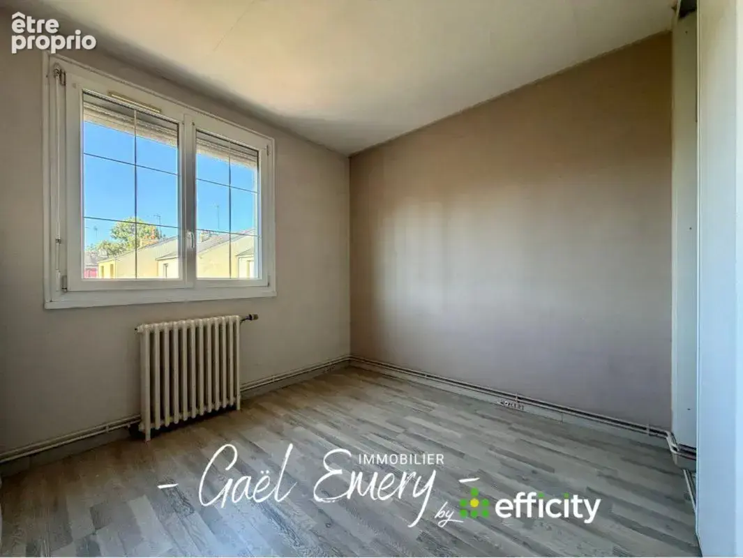 Maison 86 m² à Allonnes  - photo 7