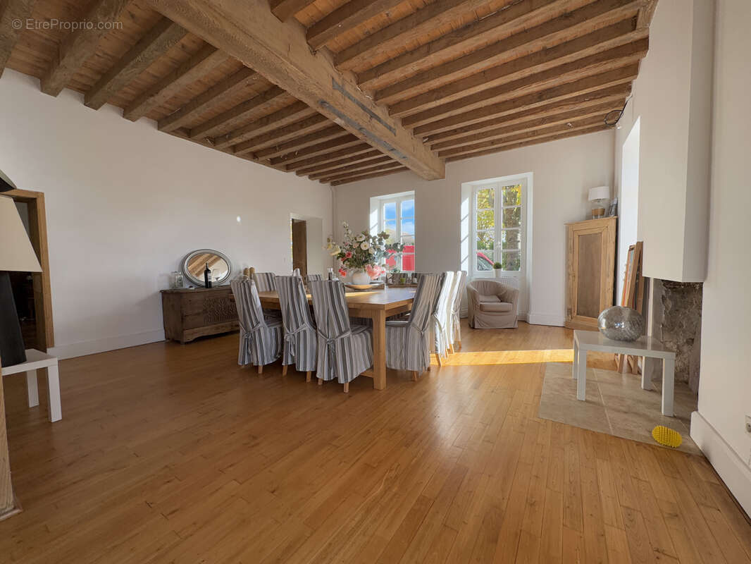 Maison à CHAVENON