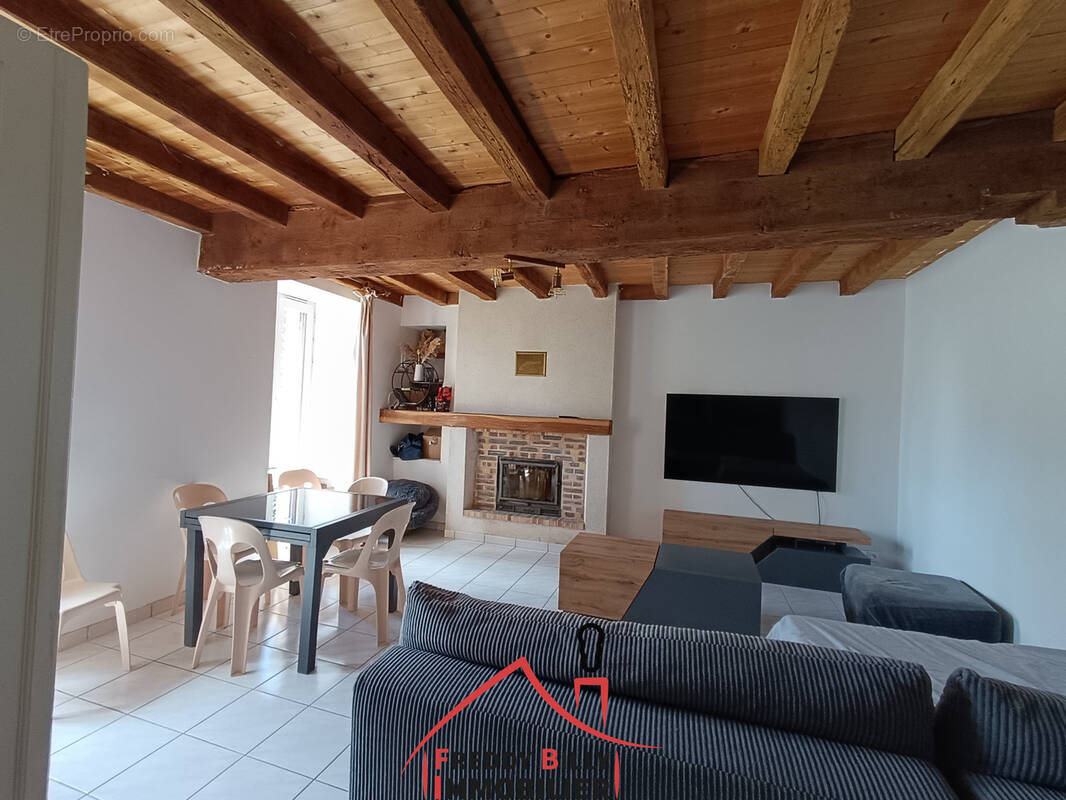 Maison à VOULTEGON