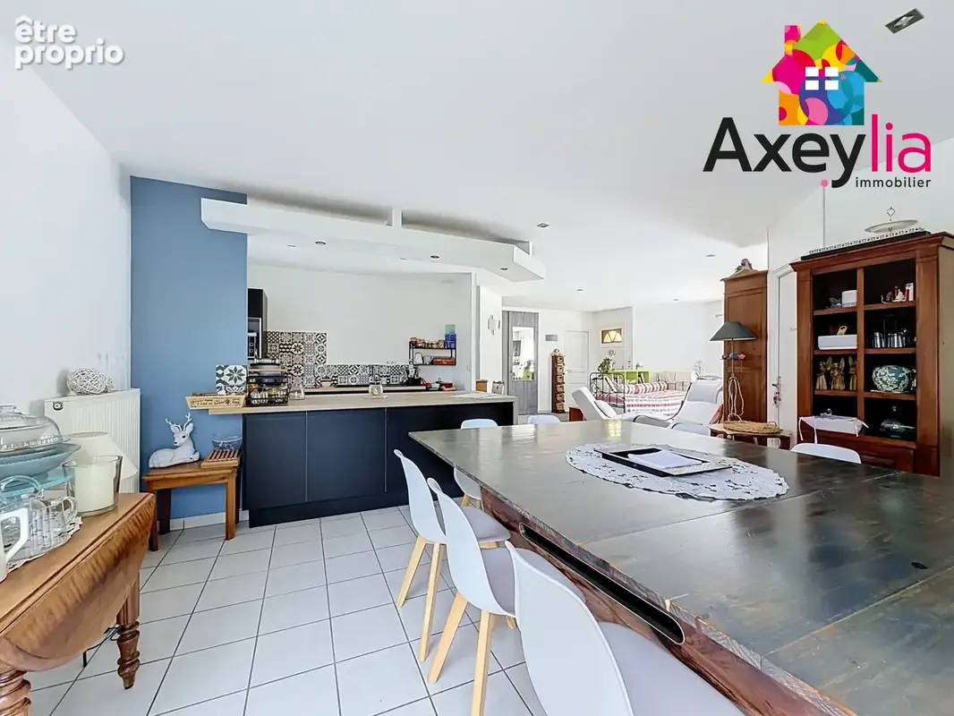 A vendre - chazelle sur lyon -  maison de plain-pied avec garage et terrain - photo 10