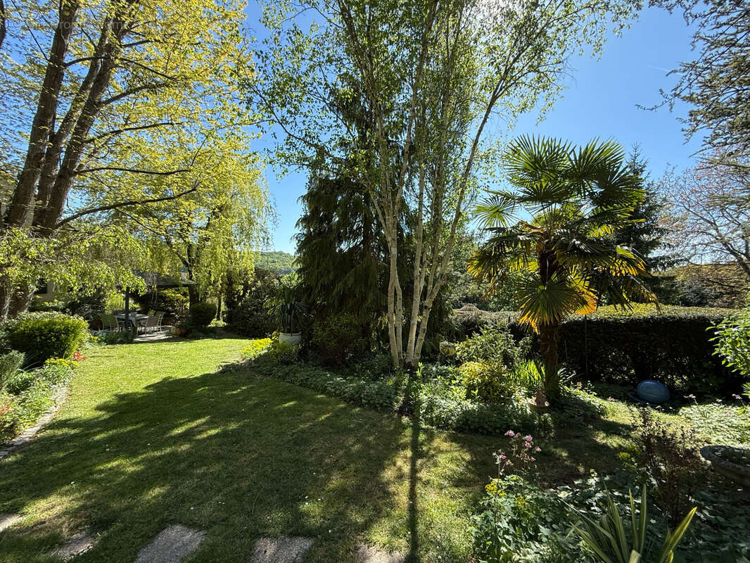 Maison à VILLENEUVE-SUR-BELLOT