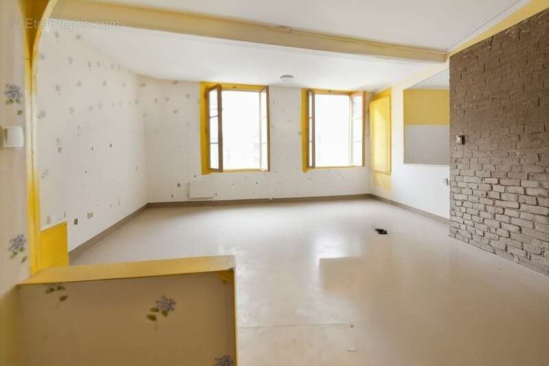 Appartement à THIERS