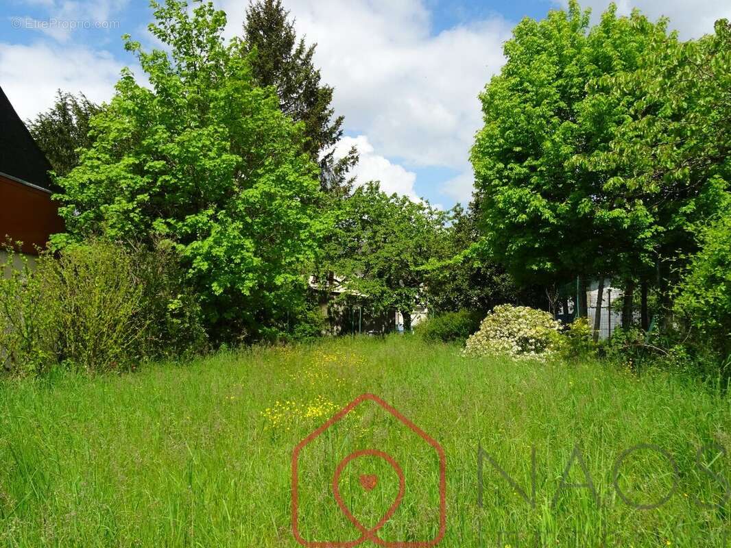 Maison à AUBIGNY-SUR-NERE