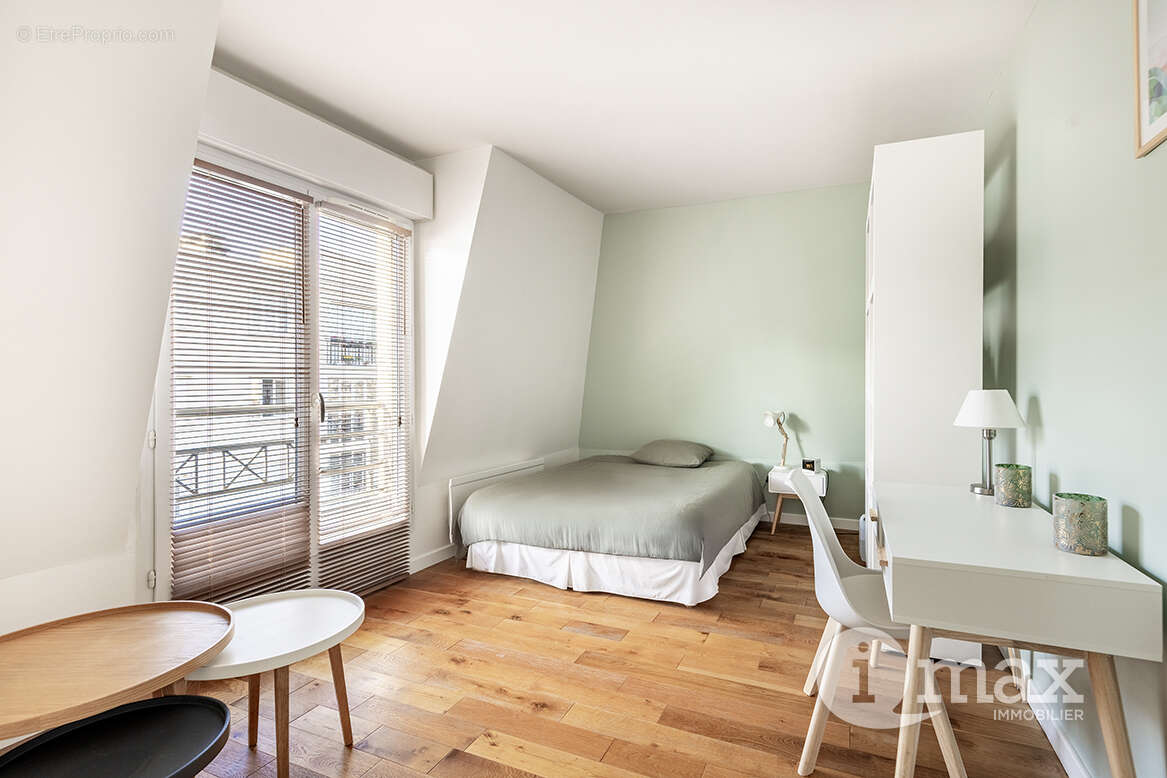 Appartement à BOIS-COLOMBES