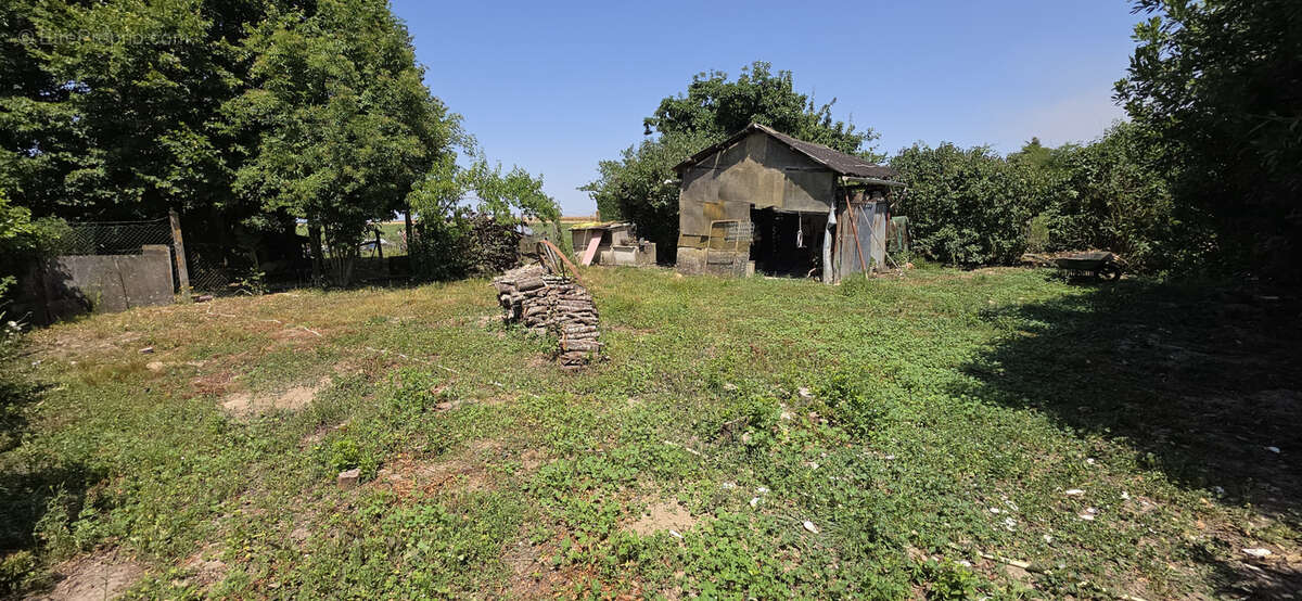 Terrain à VILLEBEON