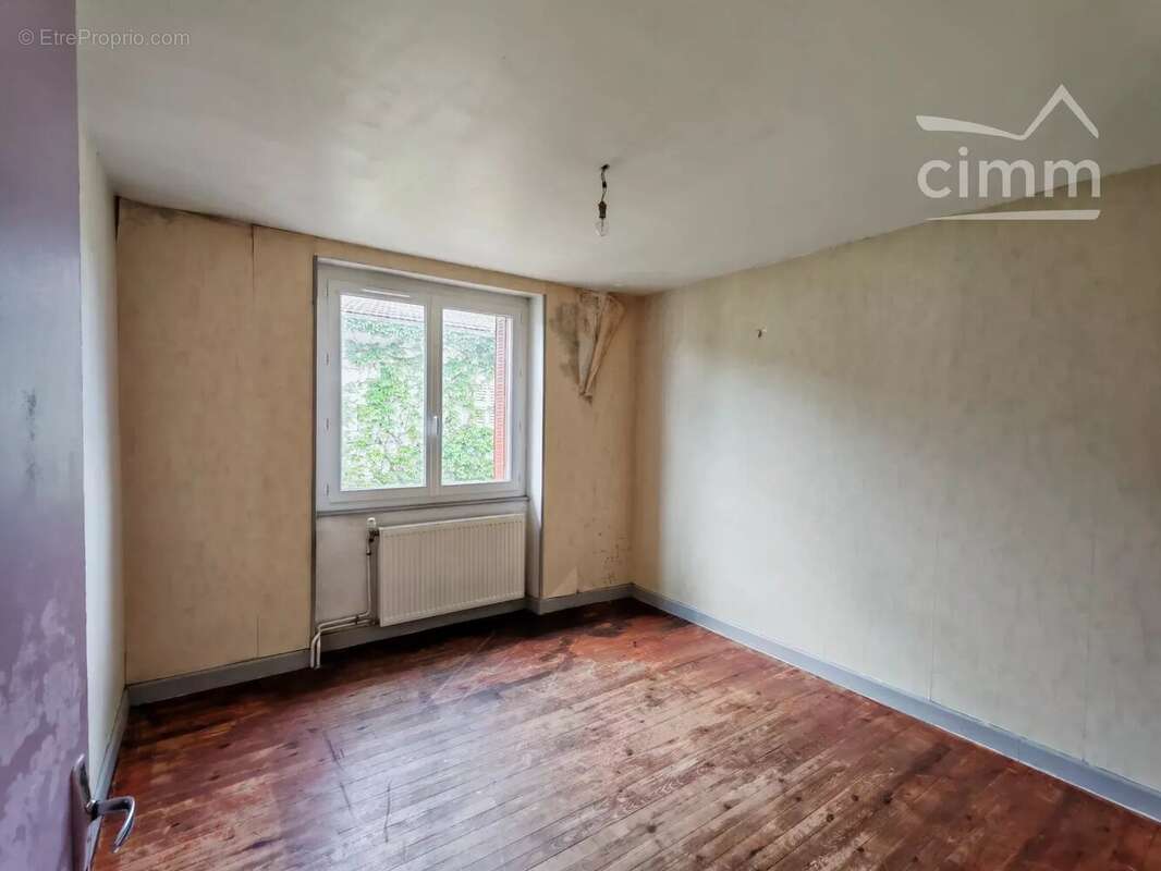 Maison à JOB
