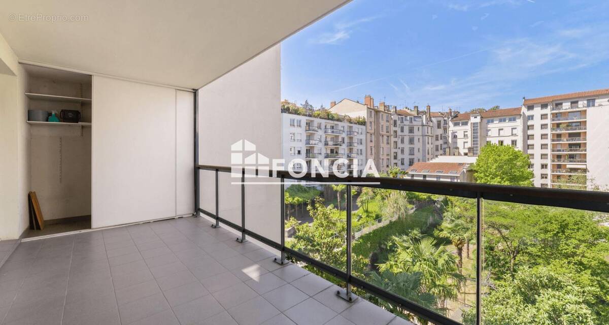Appartement à LYON-3E