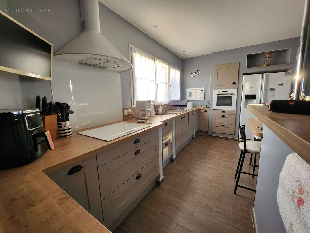 Maison à SAINTE-GEMME-LA-PLAINE