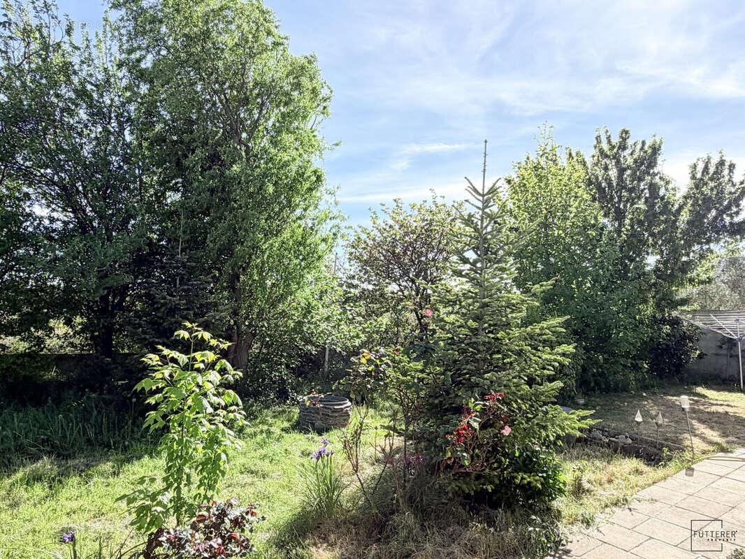 Maison 85 m² à Mailhac  - photo 3