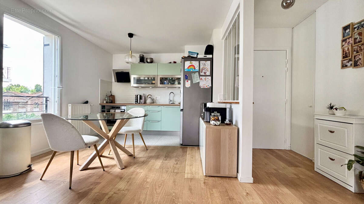 Appartement à CORBEIL-ESSONNES
