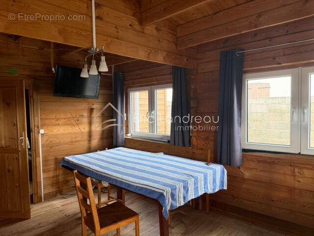 Maison à GROSBREUIL