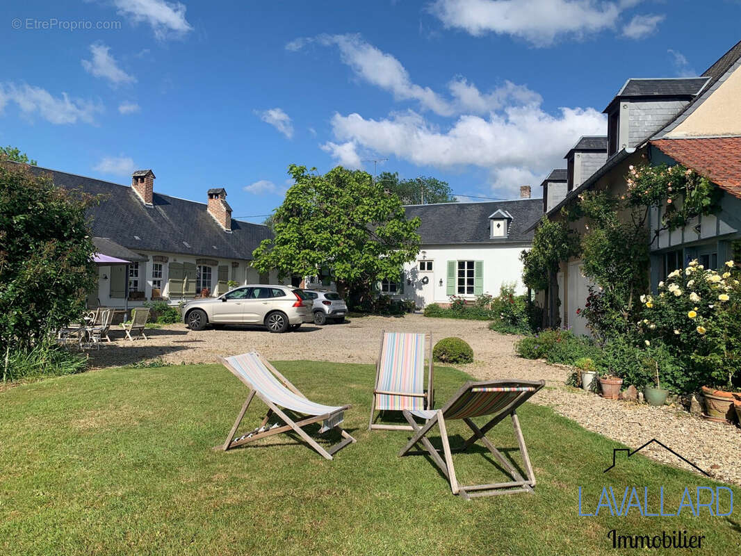 Maison 285 m² à Rubempre  - photo 8