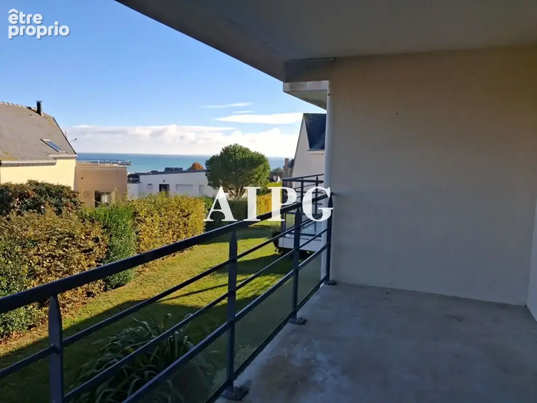 BINIC, appartement vue mer avec terrasse à vendre - photo 1