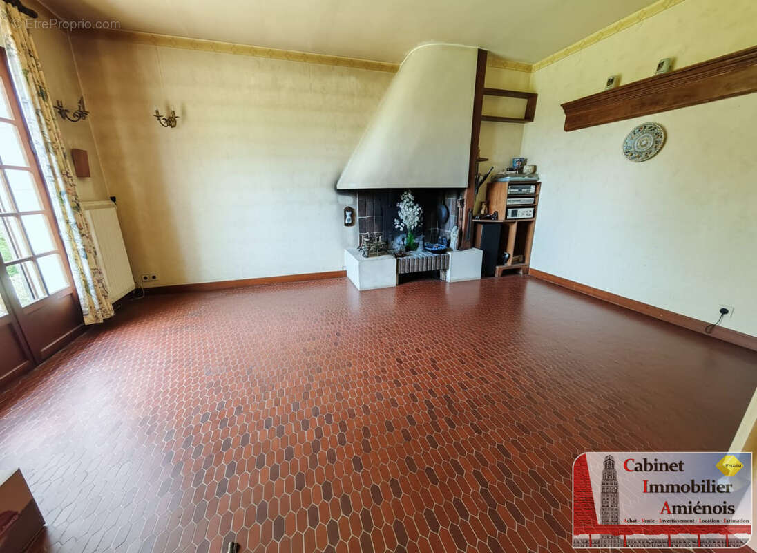 Maison à SAINS-EN-AMIENOIS