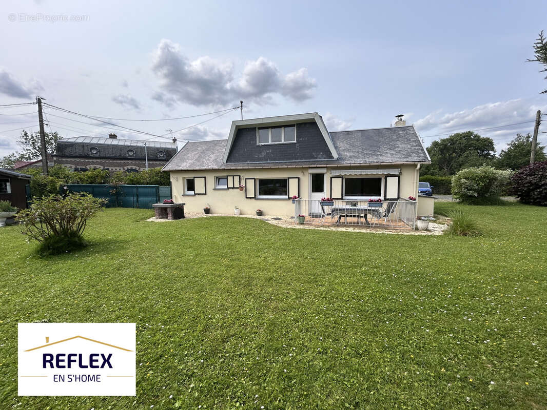 Maison à LA NEUVILLE-LES-BRAY