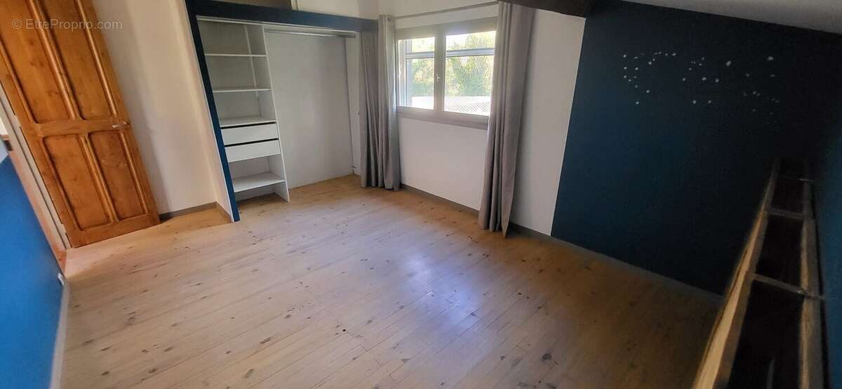 Maison à COUFFOULENS