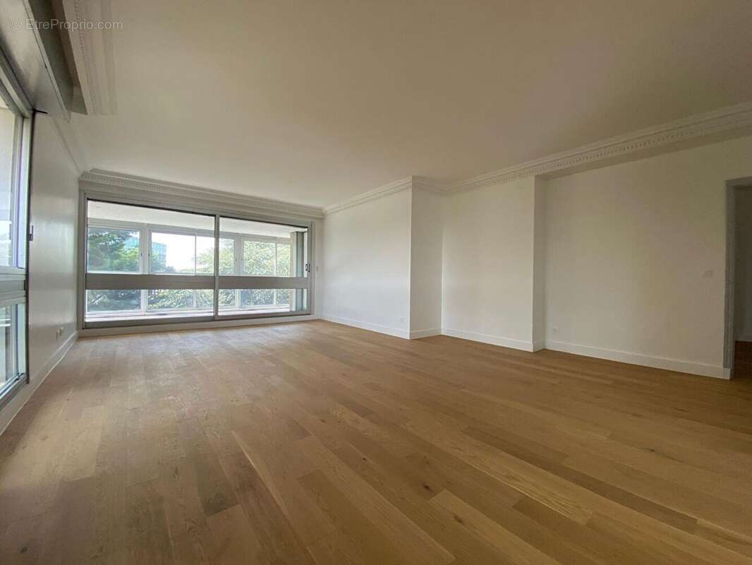 Appartement à LE CHESNAY