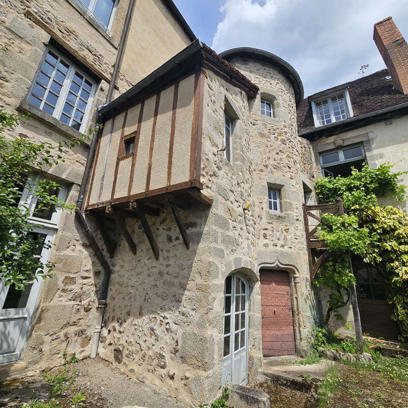 Maison à AUBUSSON