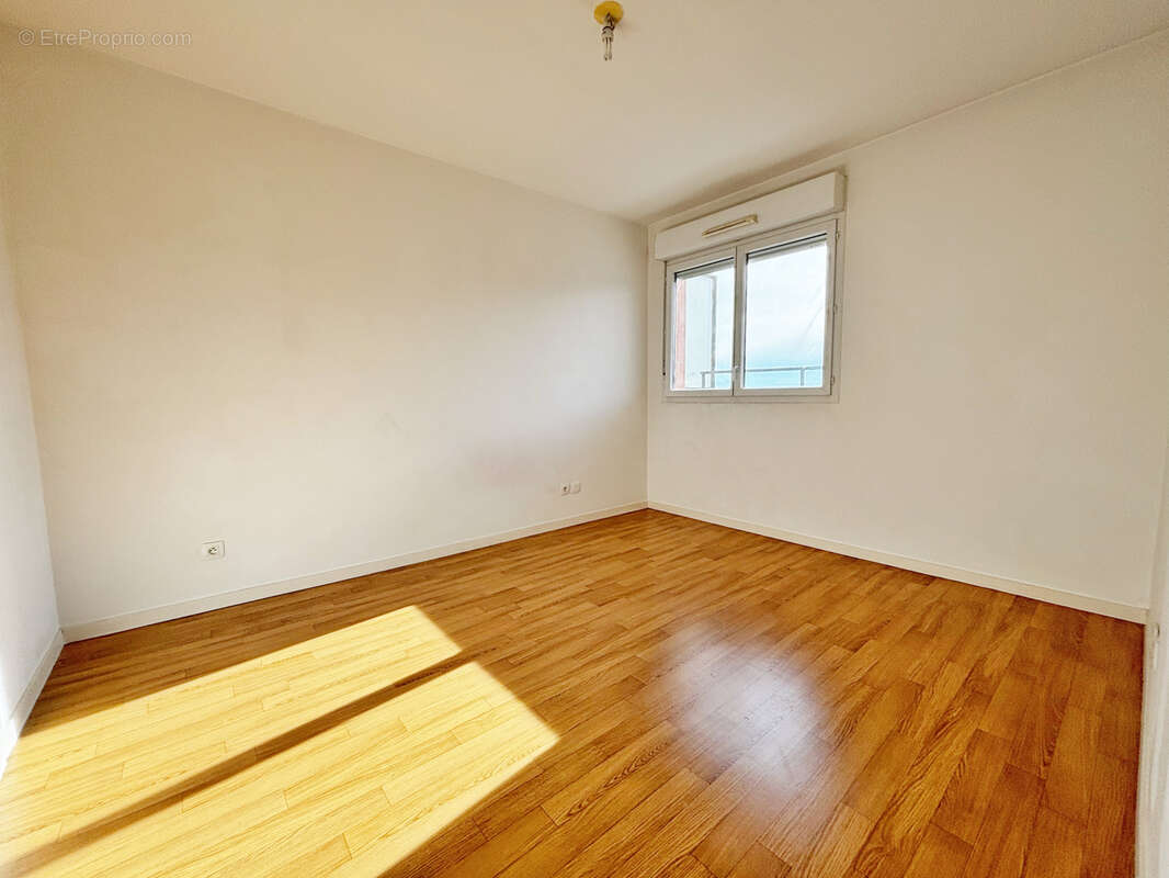 Appartement à L'ISLE-D'ABEAU
