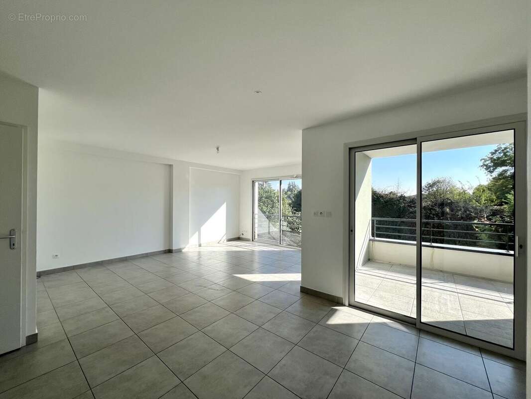 Appartement à TIGNIEU-JAMEYZIEU