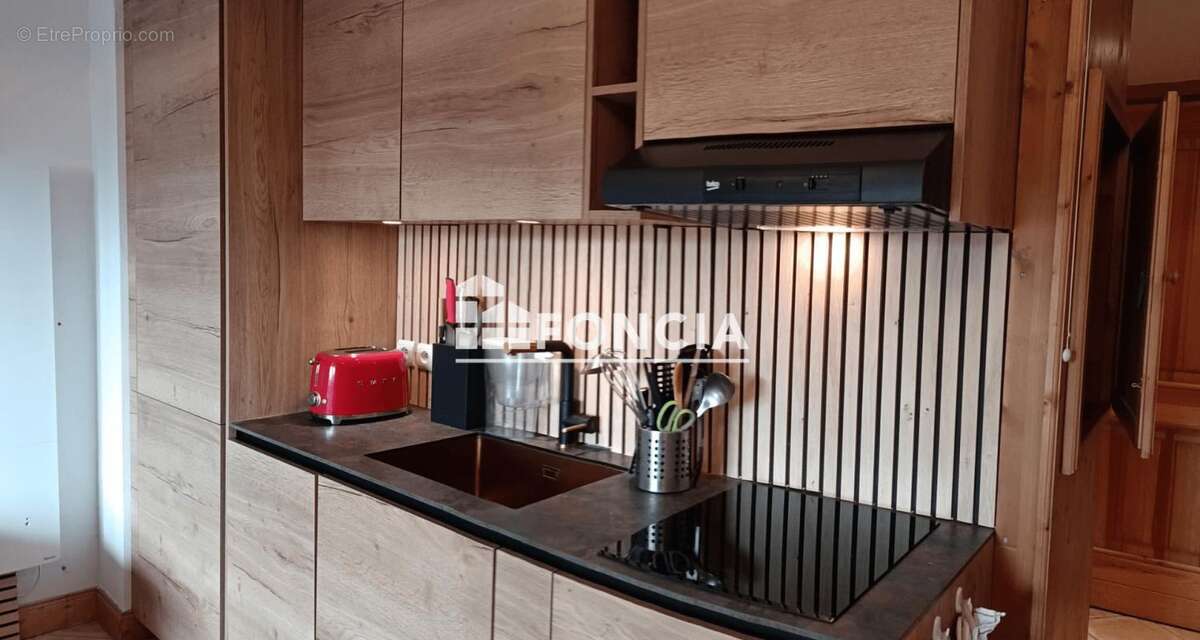 Appartement à CREST-VOLAND