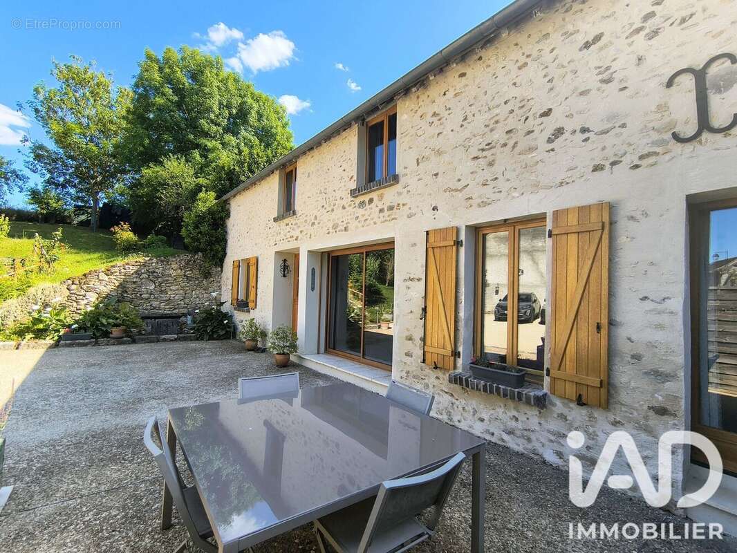 Photo 2 - Maison à AUNEAU