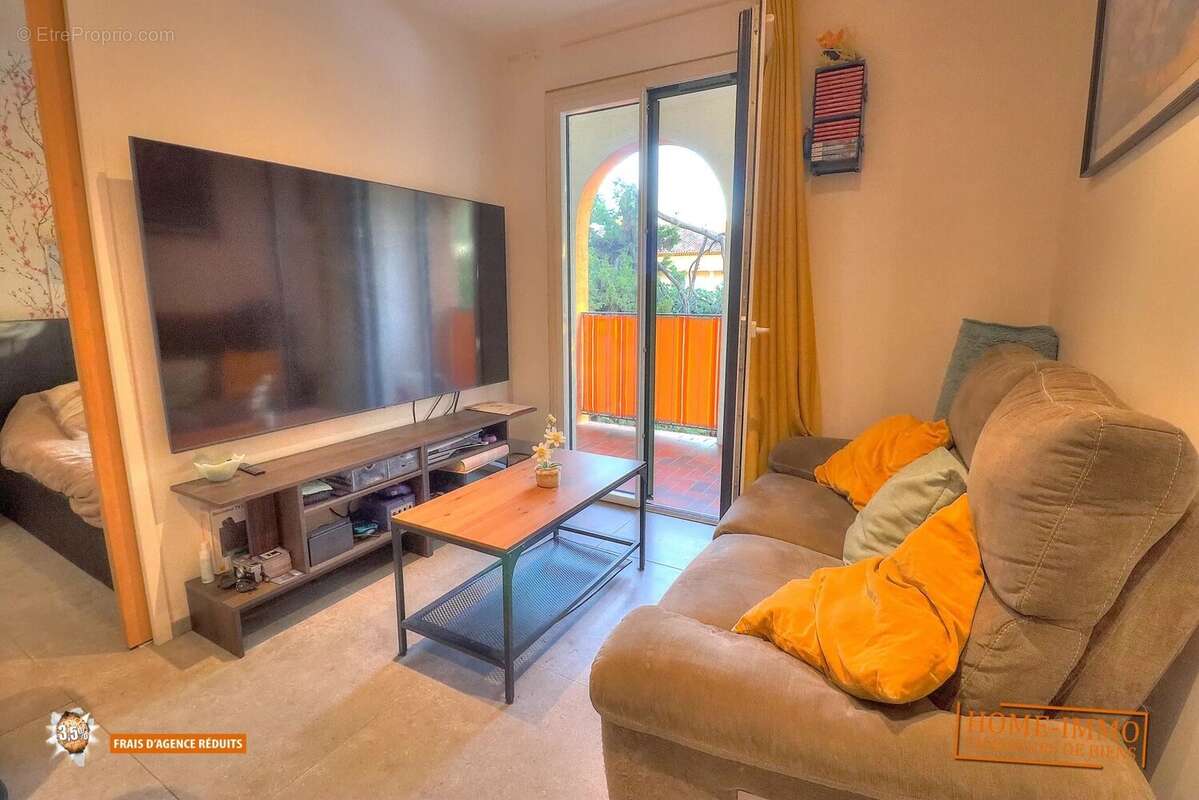 Appartement à VILLENEUVE-LOUBET