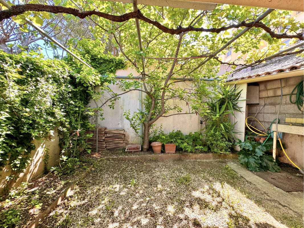Maison à SIX-FOURS-LES-PLAGES