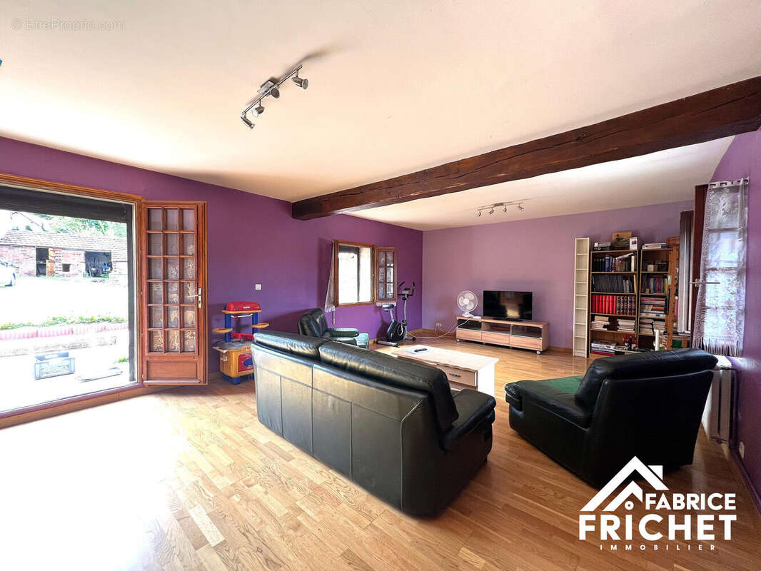 Maison 205 m² à Vernon  - photo 2