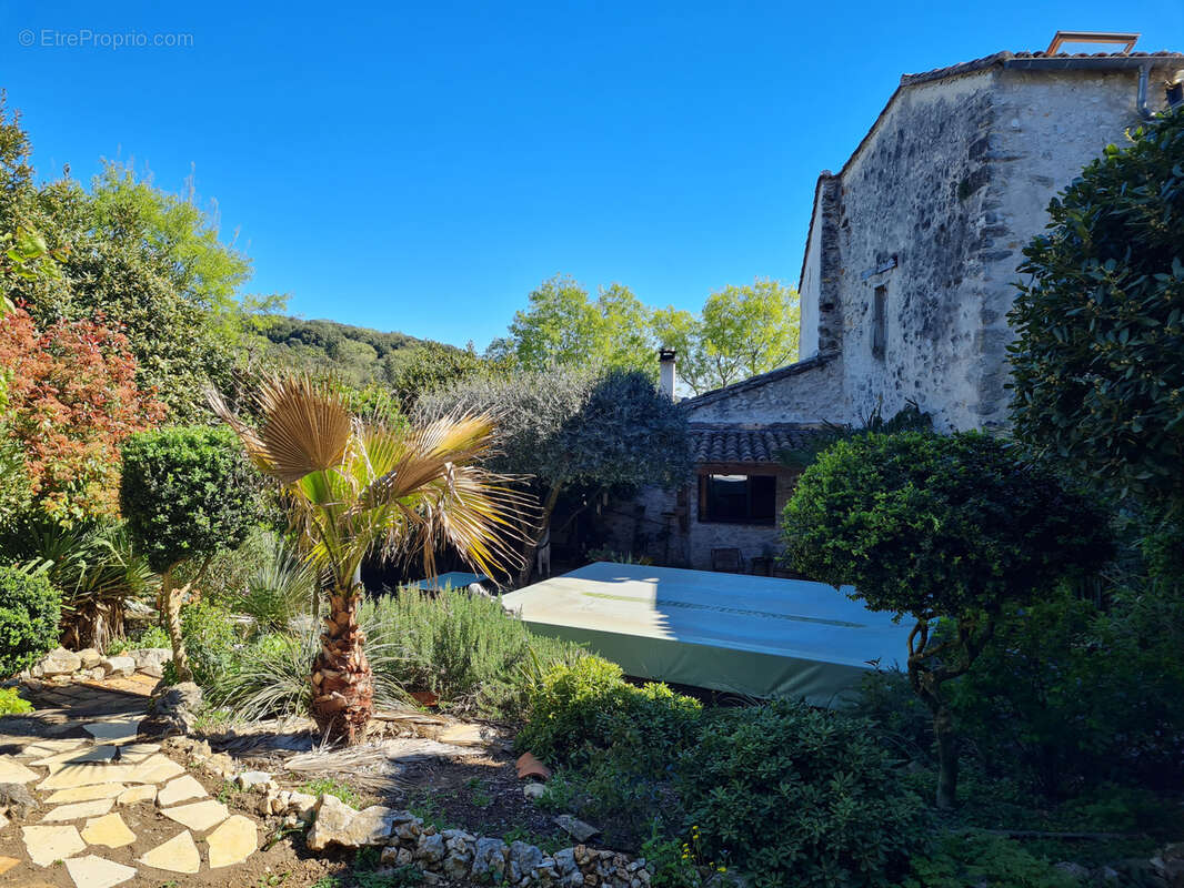 Maison à DURFORT-ET-SAINT-MARTIN-DE-SOSSENAC