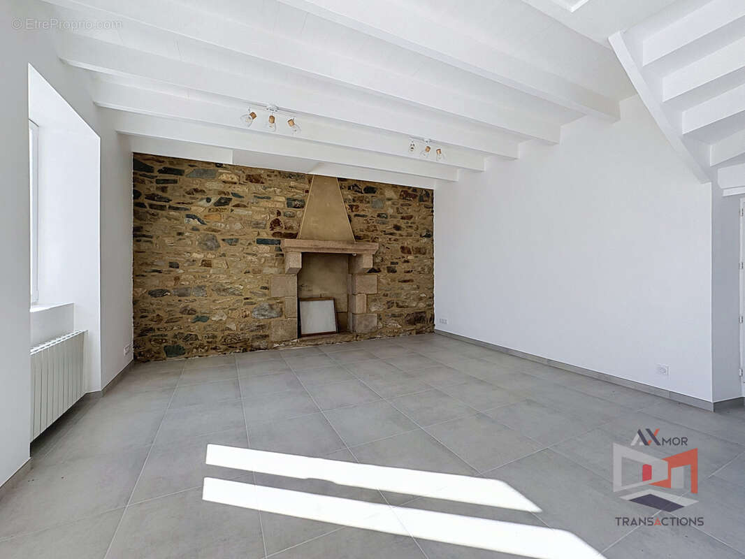 PERROS-GUIREC Centre-ville : maison en pierre rénovée - photo 4