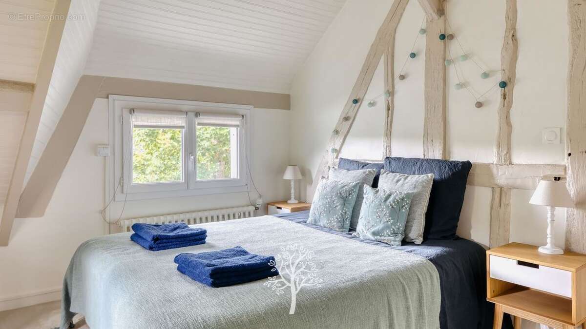 Maison à SAINT-MARTIN-DE-BOSCHERVILLE