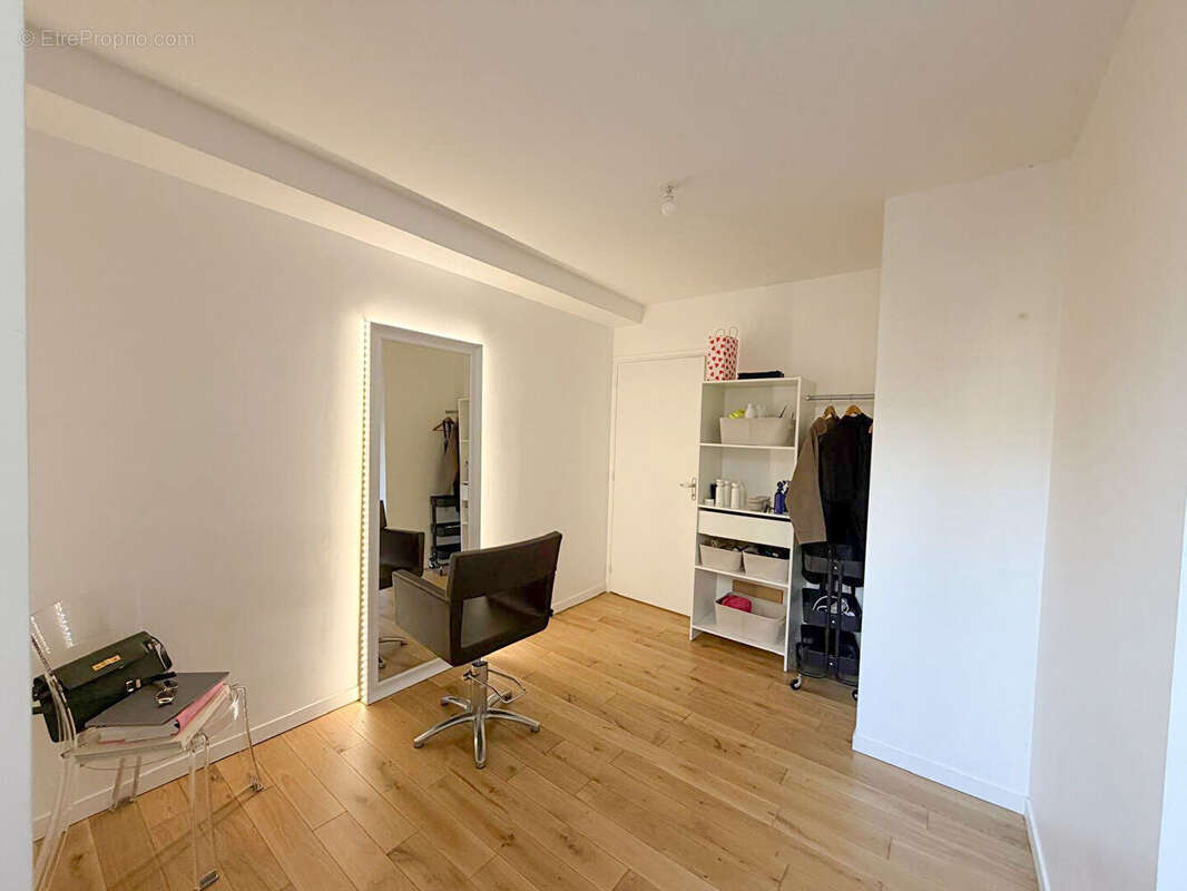 Appartement à NANTERRE
