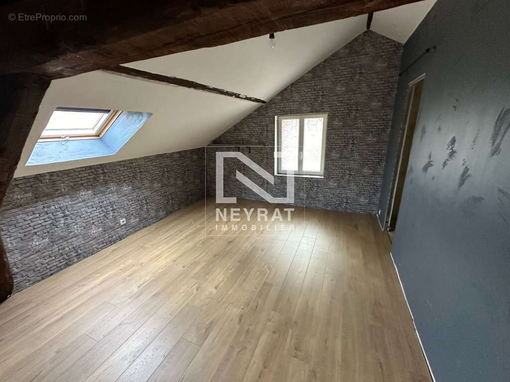 Appartement à MONTCHANIN