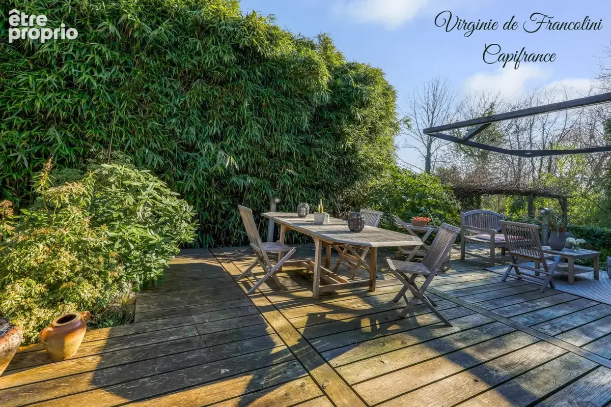Sucy-en-Brie, Maison d'exception, parcelle de 800m², 259m² au sol, 4 chambres, 3 terrasses, jardin, garage, sous-sol - photo 9