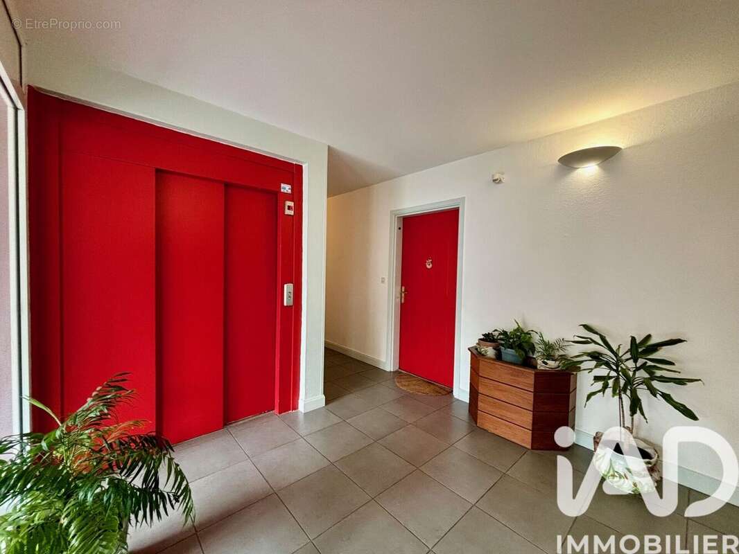 Appartement 46 m² à Cambo-Les-Bains  - photo 6