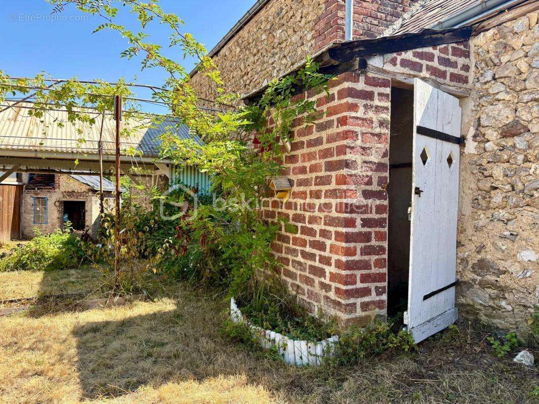 Maison de bourg, familiale - 3 chambres, possibilité 4 - Potentiel d'agrandissement - photo 4