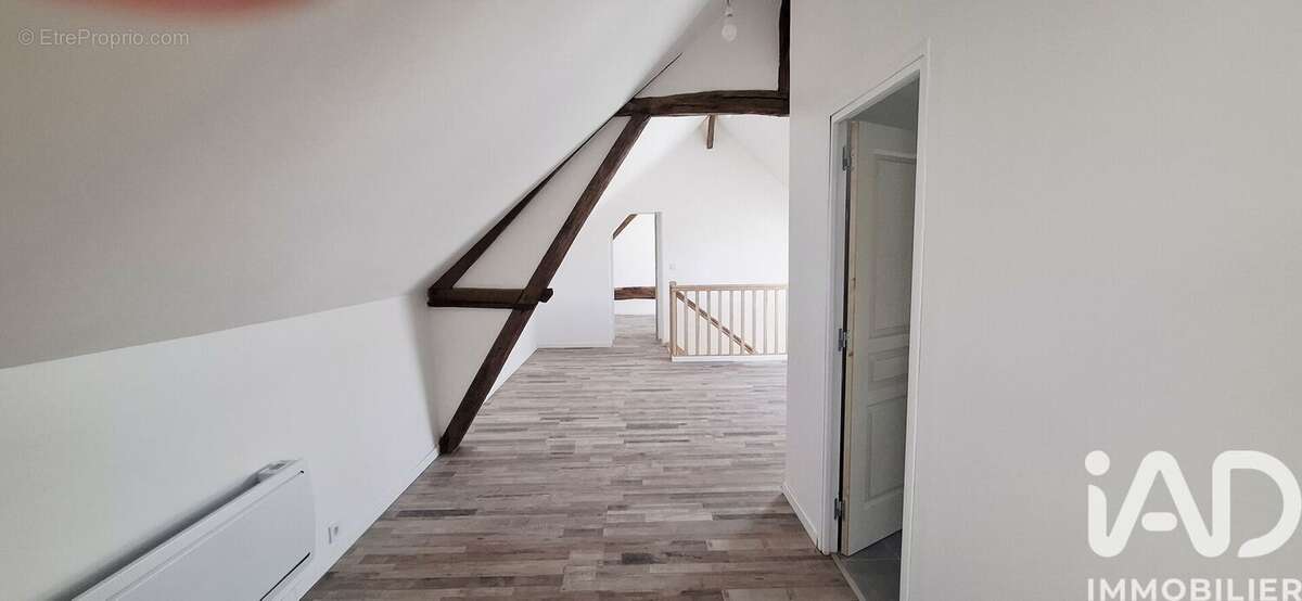 Maison 136 m² à Dixmont  - photo 5