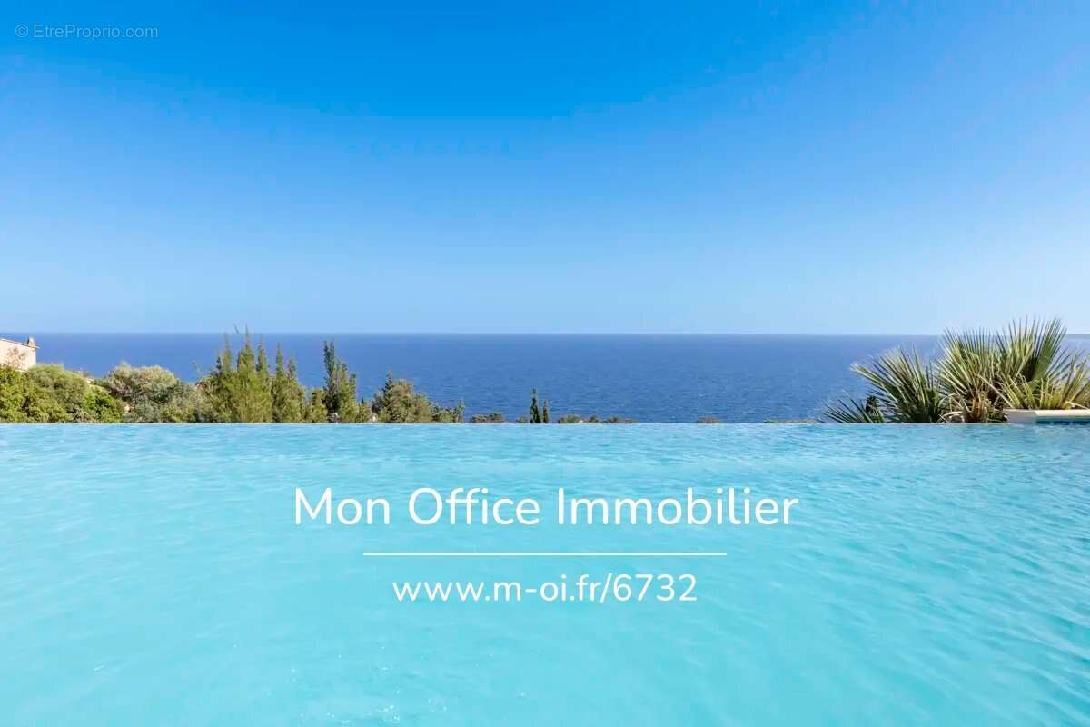 Référence : 6732-JDO. - Villa d’exception avec vue mer panoramique aux Issambres - photo 3