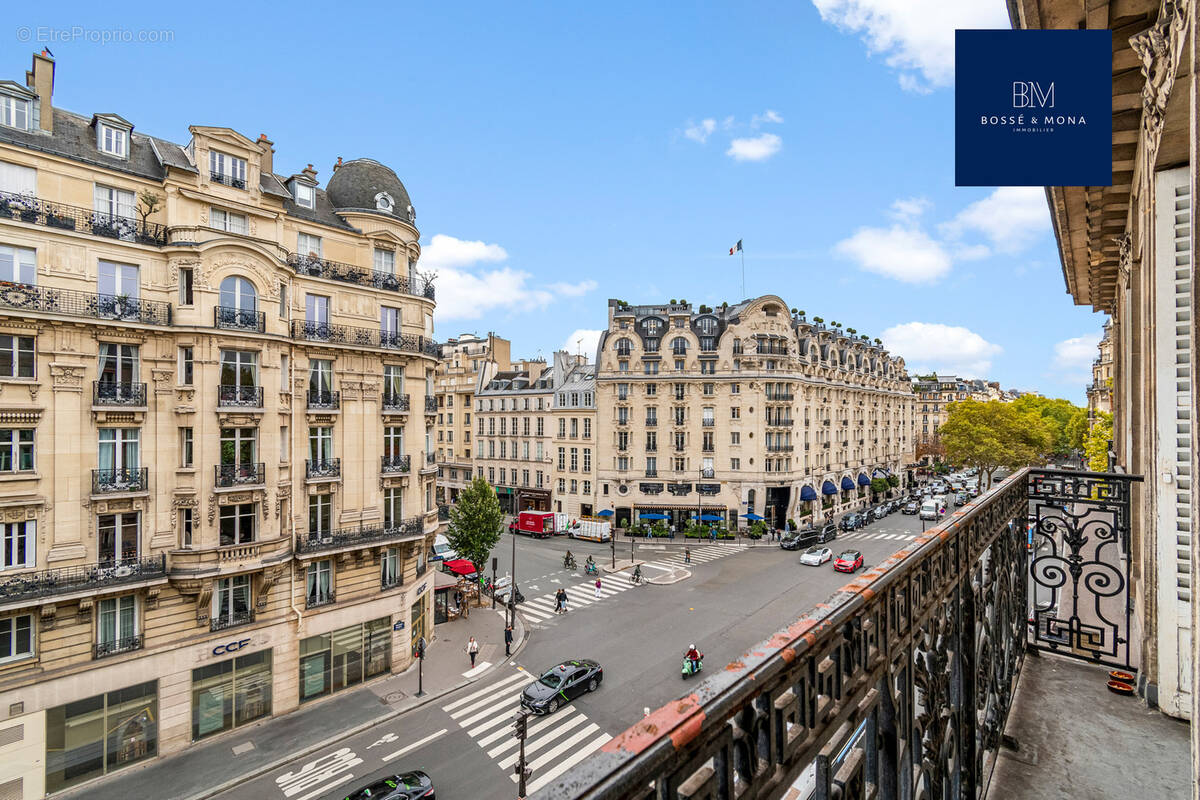 Appartement à PARIS-7E