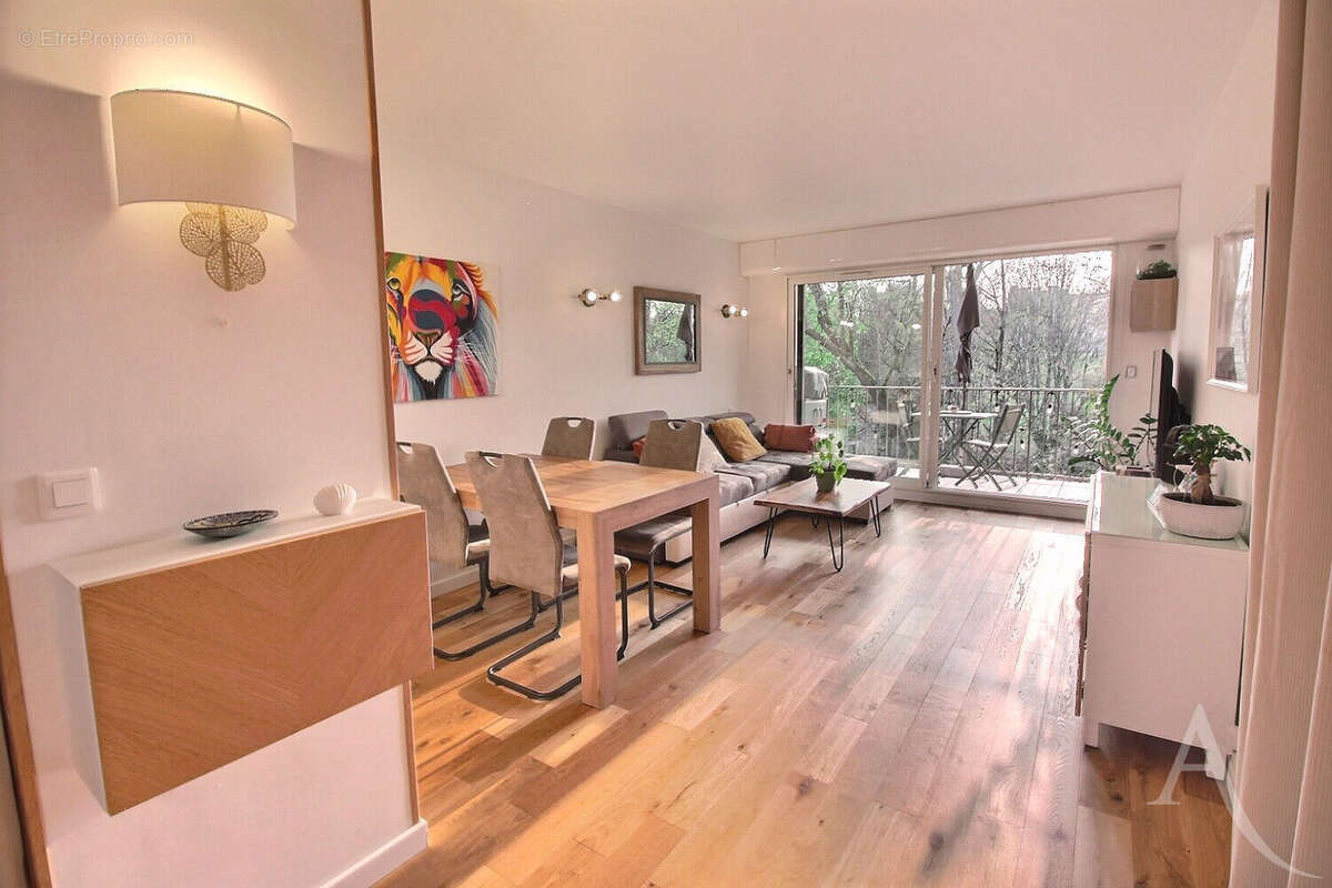 Appartement à THIAIS