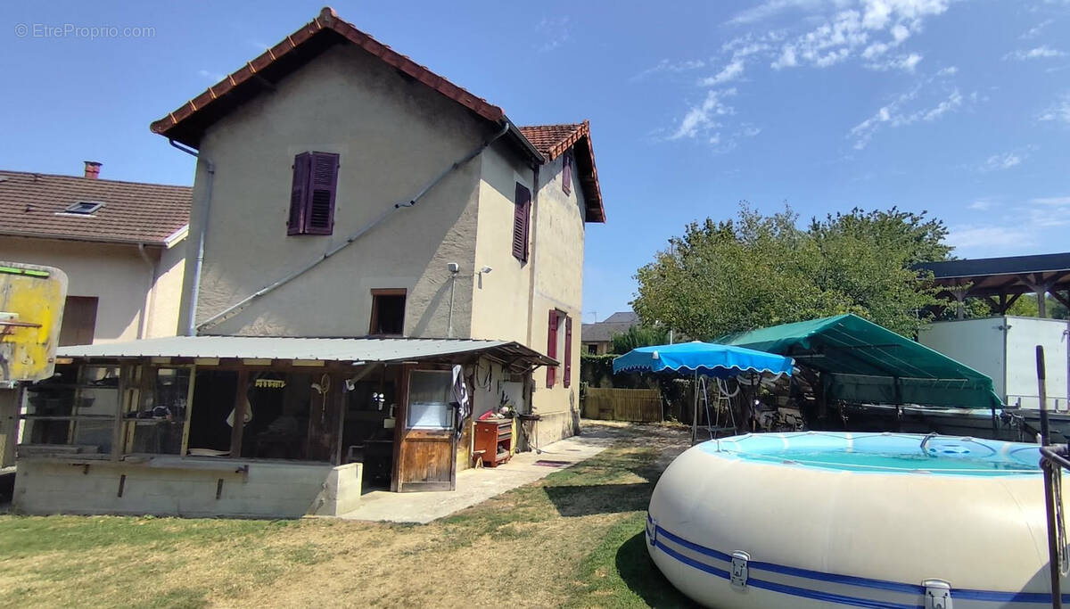 MAISON COGNIN Type 4 de 89.41 m2 + Terrasse abritée, cave, combles sur terrain de 1049 m2 - photo 1