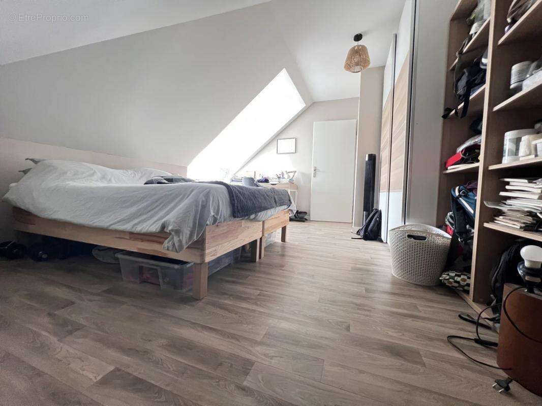 Appartement à ELANCOURT