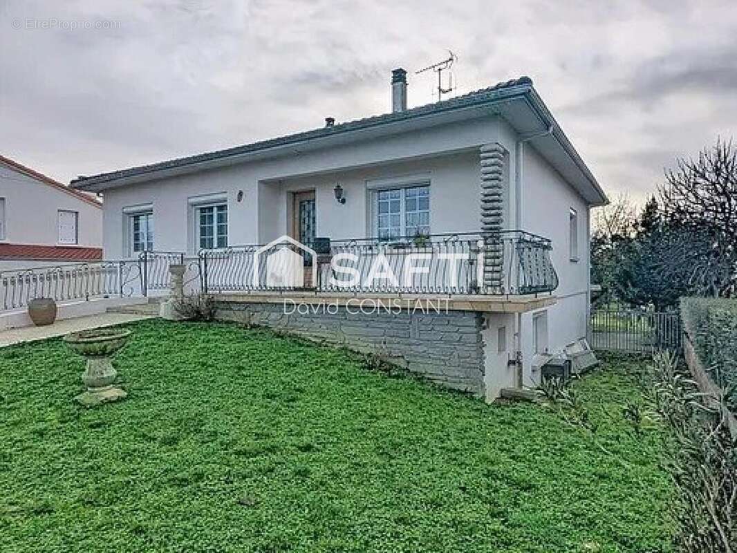 Photo 4 - Maison à MAUZE-SUR-LE-MIGNON
