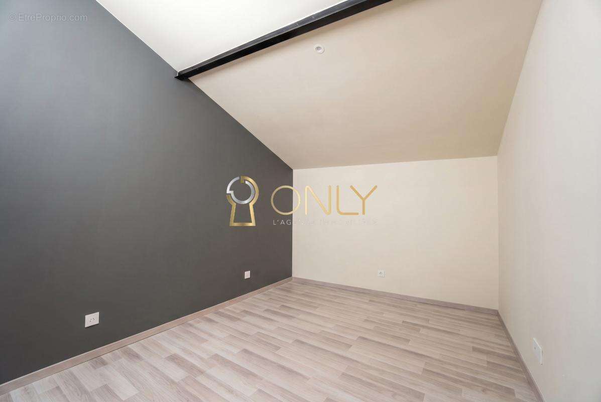 Appartement à QUINCIEUX