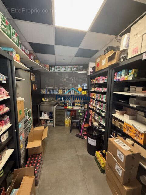 Commerce à SAINT-JOSEPH