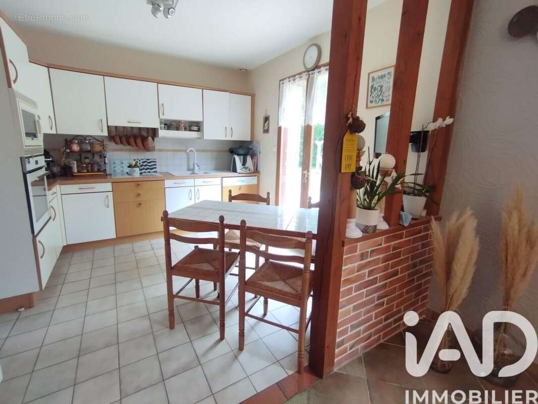 Photo 5 - Maison à COURCELLES-LA-FORET