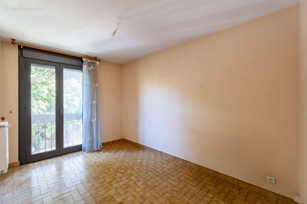 Appartement à MARSEILLE-12E