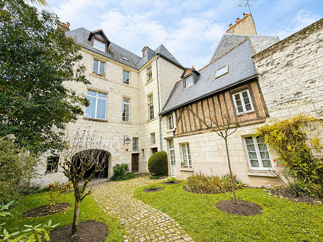 Charme de l'ancien en plein coeur de Tours -Appartement 2 pièces - photo 8