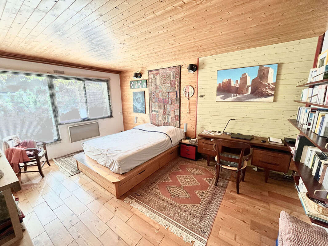 Maison à SAINT-CYR-SUR-LOIRE